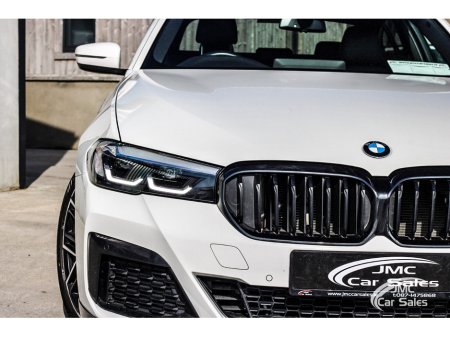 2022 BMW 5 Series - thumbnail 5