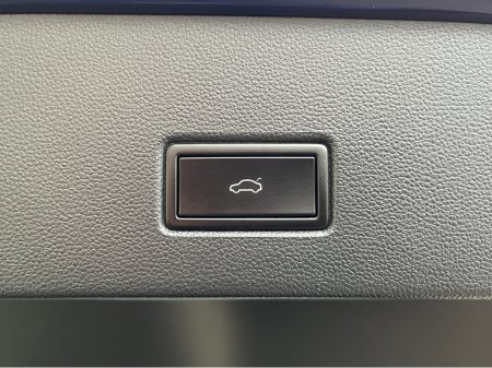 2020 Volkswagen T-Roc STYLE DESIGN AUTOMATIC 2.0 DIESEL //KEYLESS ENTRY//2 TONE PAINT//ADAPTIVE CRUISE CONTROL//REVERSE CAMERA// €23,950 thumbnail