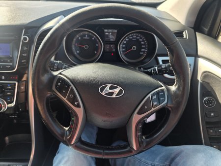 2014 Hyundai i30 - thumbnail 9