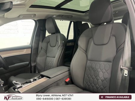 2025 Volvo XC90 - thumbnail 12