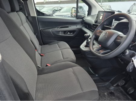 2024 Citroen Berlingo LX BLUEHDI 100 MWB (PRICE EX VAT) €17,250 thumbnail