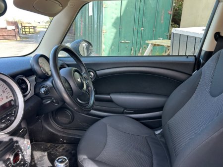 2013 MINI Hatch - thumbnail 11