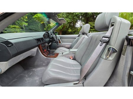 1991 Mercedes-Benz 300 - thumbnail 14