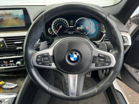 2018 BMW 5 Series - thumbnail 6