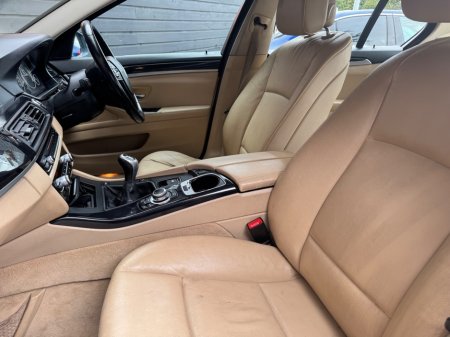 2010 BMW 5 Series - thumbnail 7