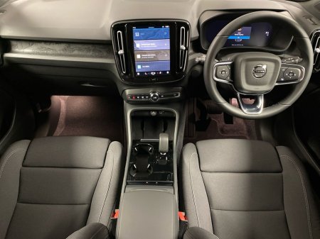 2026 Volvo EC40 - thumbnail 10