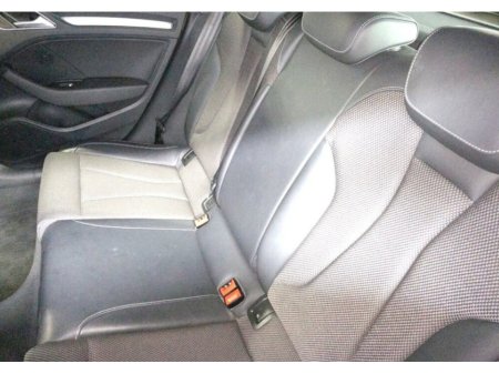 2018 Audi A3 - thumbnail 9