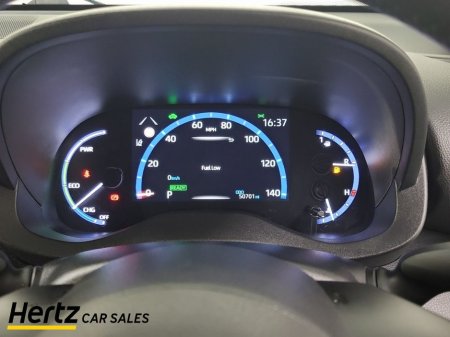 2023 Toyota Yaris Cross - thumbnail 15