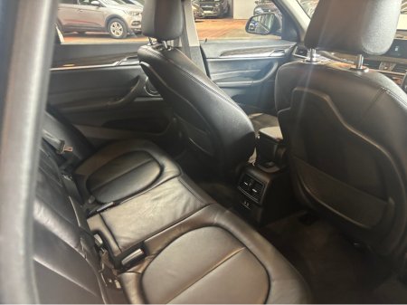 2019 BMW X1 - thumbnail 2