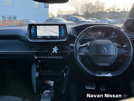 2023 Peugeot 208 Electric 136bhp (50 kWh) GT €19,950 thumbnail