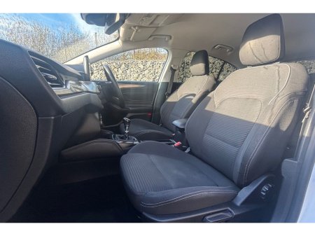 2019 Ford Focus TITANIUM TDCI €13,261 thumbnail