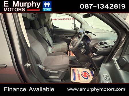 2024 Toyota Proace PROACE CITY  ICON PLUS €75 PER WEEK €18,950 thumbnail