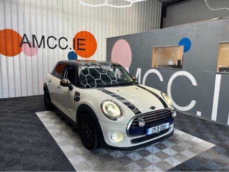 2017 MINI Cooper - thumbnail 1