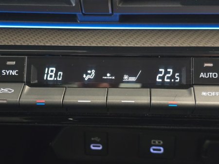 2023 Toyota Prius - thumbnail 15