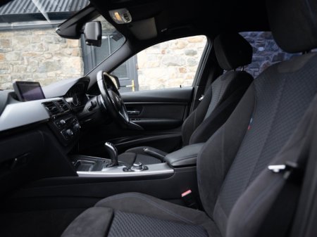 2013 BMW 3 Series - thumbnail 30