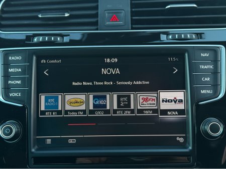 2016 Volkswagen Golf - thumbnail 24