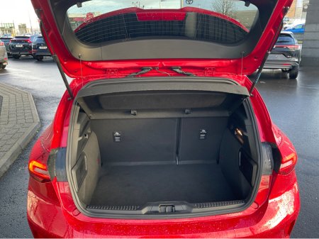 2024 Ford Focus 1.0L ECO ST-LINE 125PS M €26,500 thumbnail