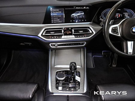 2020 BMW X5 xDrive45e M Sport €51,888 thumbnail