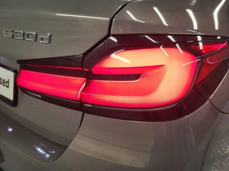 2022 BMW 5 Series - thumbnail 19