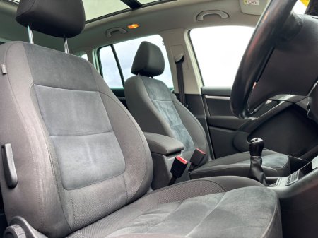 2015 Volkswagen Tiguan - thumbnail 5