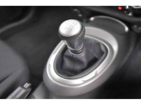 2017 Nissan Juke - thumbnail 22