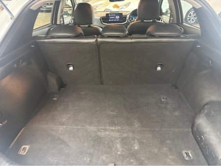 2023 Kia XCeed - view 2