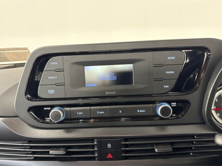 2021 Hyundai Bayon COMFORT PLUS 5DR**MULTIFUNCTIOAL STEERING WHEEL**SEMI DIGITAL DASH**AIR CONDITIONING**ELECTRIC WINDOWS**BLUETOOTH**ISOFIX**BLACK CLOTH INTERIOR**FINANCE AVAILABLE** €16,995 thumbnail