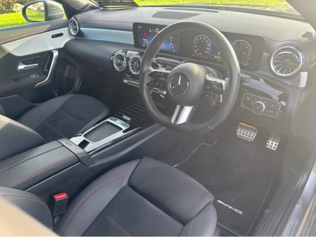 2025 Mercedes-Benz CLA Class AMG LINE EXECUTIVE PHEV €46,995 thumbnail