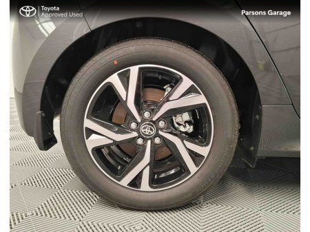 2026 Toyota Yaris - thumbnail 13