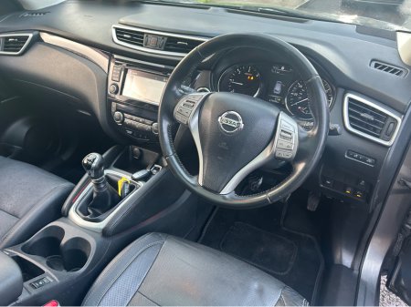 2015 Nissan Qashqai 1.6 DCI TEKNA 130bhp // FULL LEATHER // €9,900 thumbnail