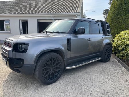 2023 Land Rover Defender - thumbnail 7