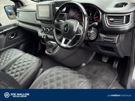 2022 Renault Trafic - thumbnail 9