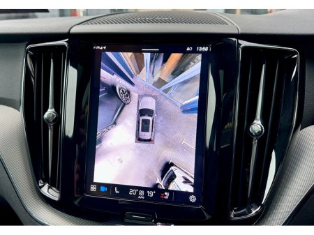 2025 Volvo XC60 T6 AWD PANORAMIC SUNROOF thumbnail