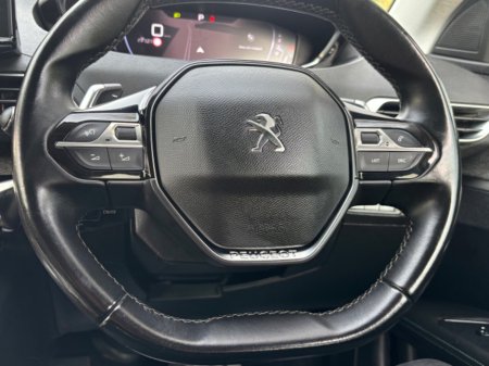 2021 Peugeot 3008 - thumbnail 12