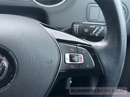 2017 Volkswagen Polo 1.2 , AUTO // EXTREMELY LOW MILEAGE €13,950 thumbnail