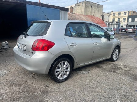 2007 Toyota Auris - thumbnail 3