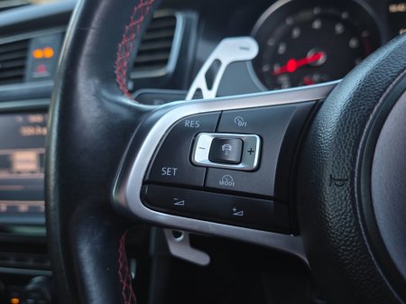 2014 Volkswagen Golf 2.0 TSI GTI DSG €15,999 thumbnail