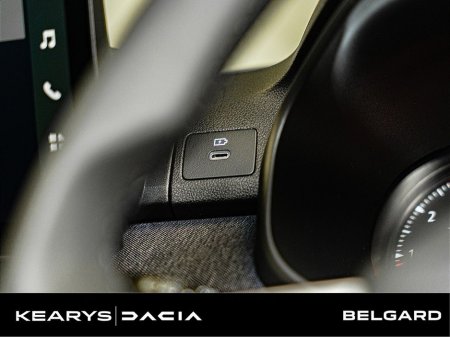 2026 Dacia Jogger TCe 110 Expression DEMO €30,510 thumbnail