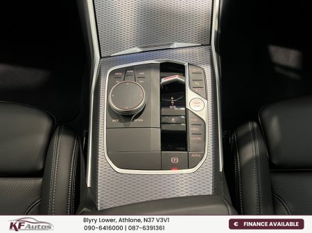 2025 BMW 3 Series - thumbnail 24