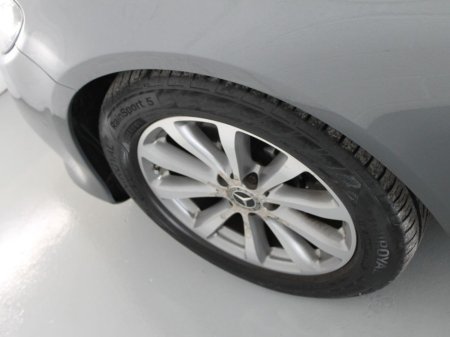 2018 Mercedes-Benz E Class - thumbnail 31