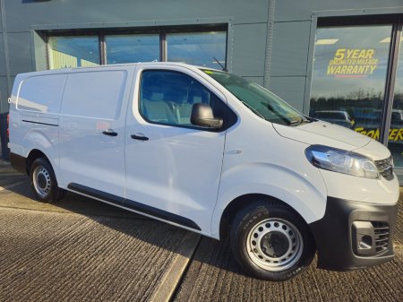 2023 Opel Vivaro  €15,500
