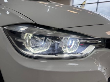 2016 BMW 3 Series - thumbnail 21