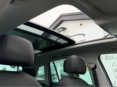 2021 Volkswagen Tiguan - thumbnail 17