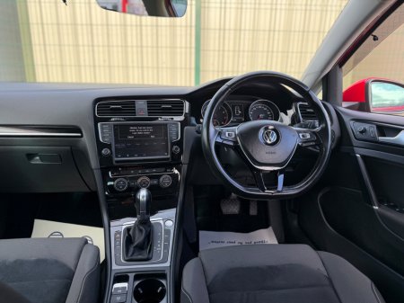 2016 Volkswagen Golf 1.4 TSI 5DR 150HP ACT Highline €13,950 thumbnail