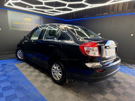 2010 Suzuki SX4 - thumbnail 12