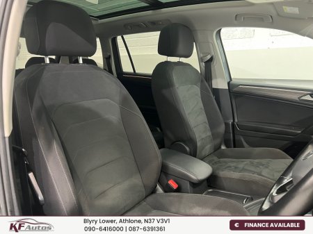 2022 Volkswagen Tiguan - thumbnail 19