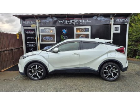 2019 Toyota C-HR Luna Sport Hybrid €19,950 thumbnail