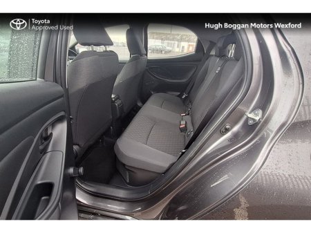 2024 Toyota Yaris HYBRID LUNA, MINT CONDITION! €25,995 thumbnail