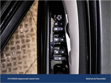 2022 Hyundai Tucson 2WD Executive Plus thumbnail