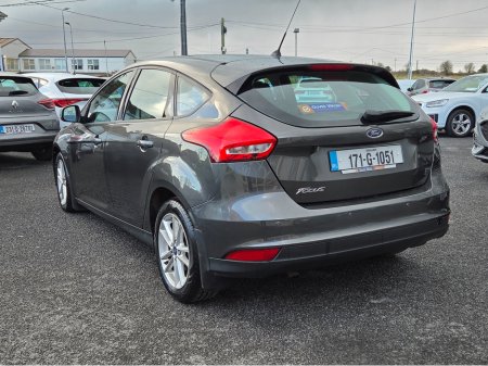 2017 Ford Focus STYLE 1.5 TD 95PS 6SPEED 4 4DR €12,950 thumbnail